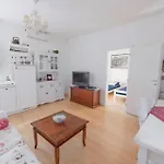 Feriehus Renata Murter *