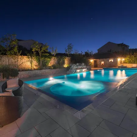 Renata Murter 펜션